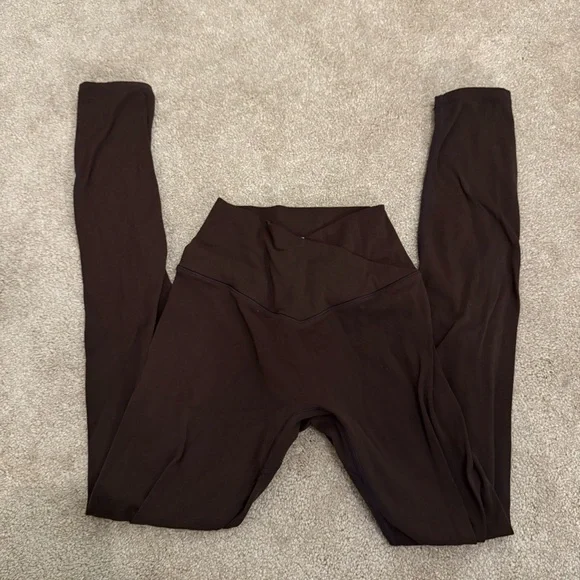 Buffbunny Candid Cross Waist Brown Leggings - Picture 4 of 6